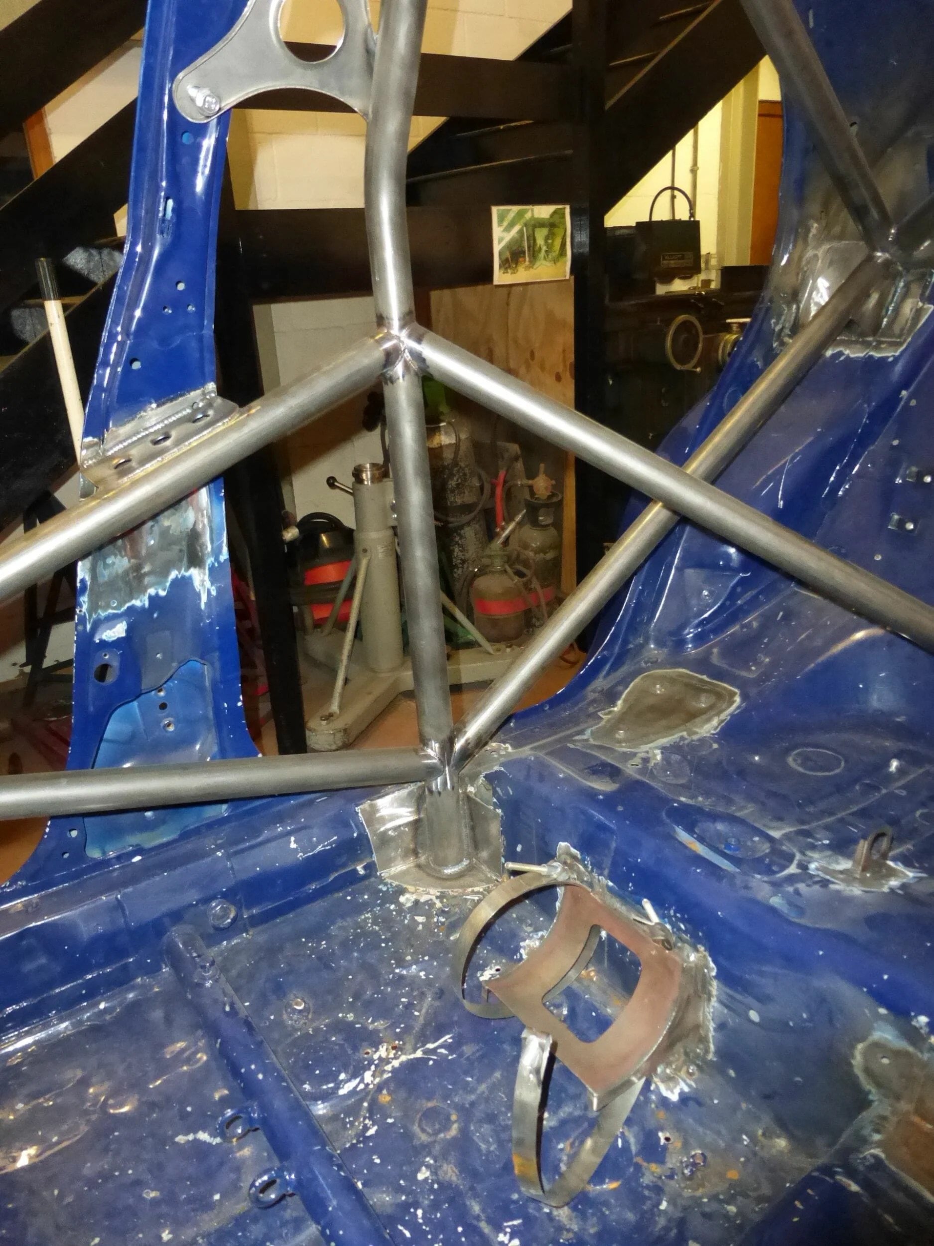 Custom Cages Subaru Impreza GC8 4 Door "Factory Style" Multipoint T45 Weld-in Roll Cage - Image 4