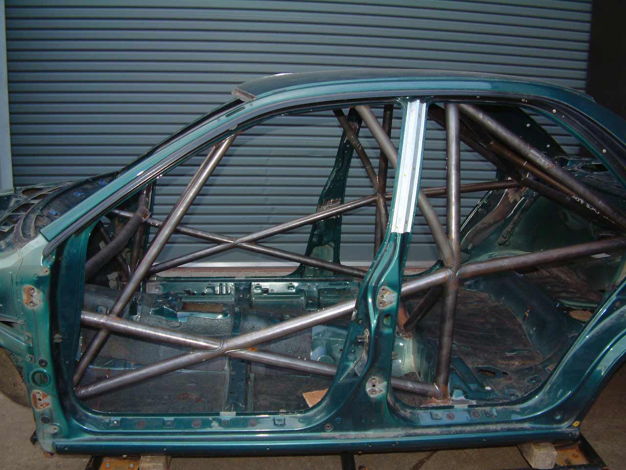 Custom Cages Subaru Impreza GC8 4 Door International Multipoint T45 Weld-in Roll Cage - Image 3