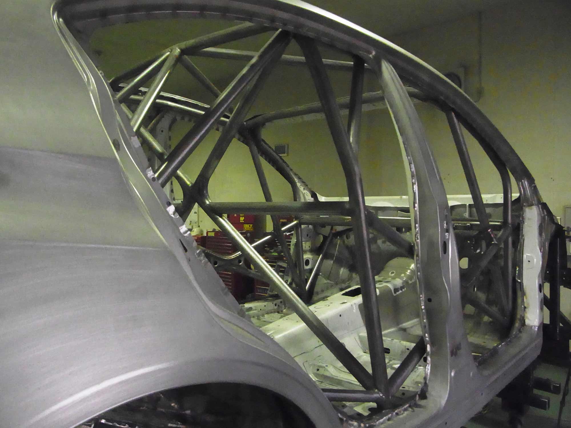 Custom Cages Subaru Impreza GP/GJ R4 International Mulitpoint T45 Weld-in Roll Cage - Image 5